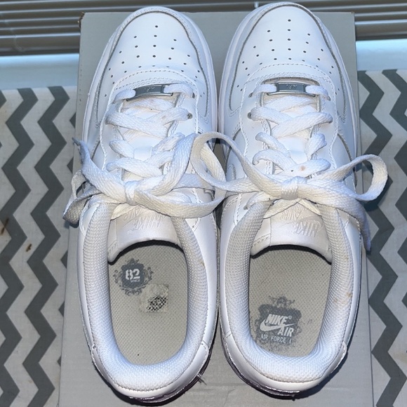 White Air Force 1s, - Picture 5 of 5